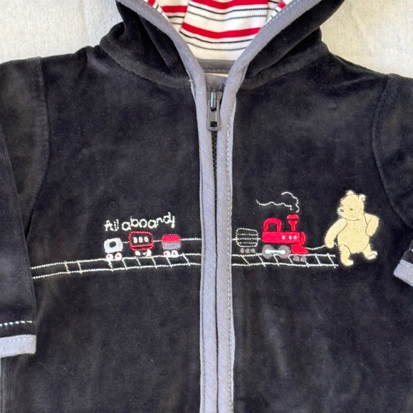 Disney Classic Pooh Train Newborn Black Velvet 2pc. Set Hoodie Jacket Pants 2009 - Picture 4 of 15